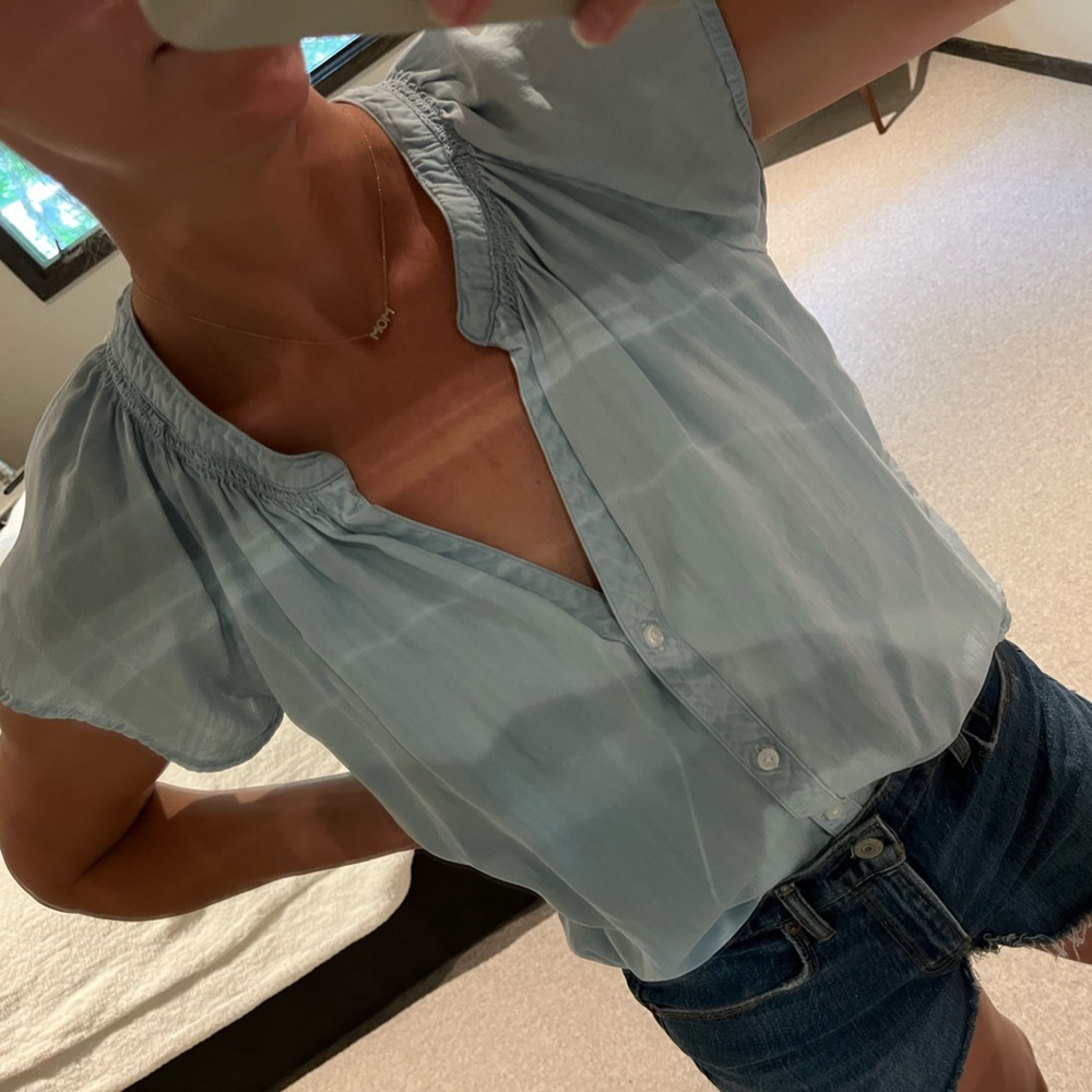 Rails button down blouse. Adorable detailing. Worn once.